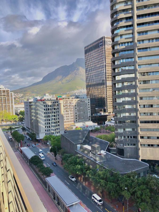 Icon Self Catering Apartment In Cape Town Near Waterfront And Cticc エクステリア 写真