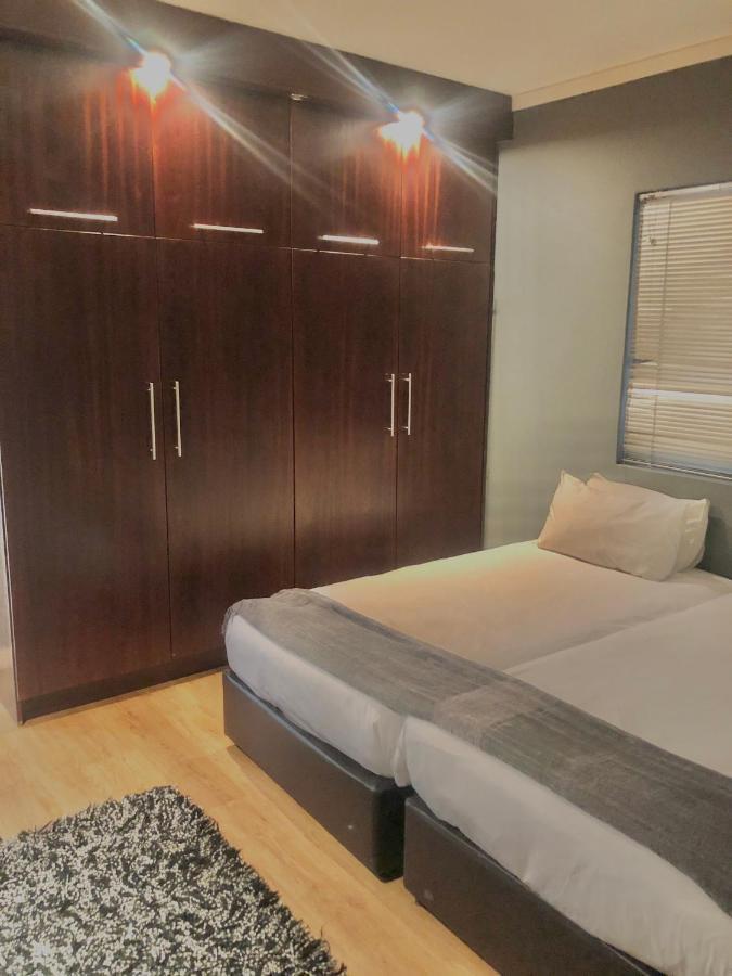 Icon Self Catering Apartment In Cape Town Near Waterfront And Cticc エクステリア 写真